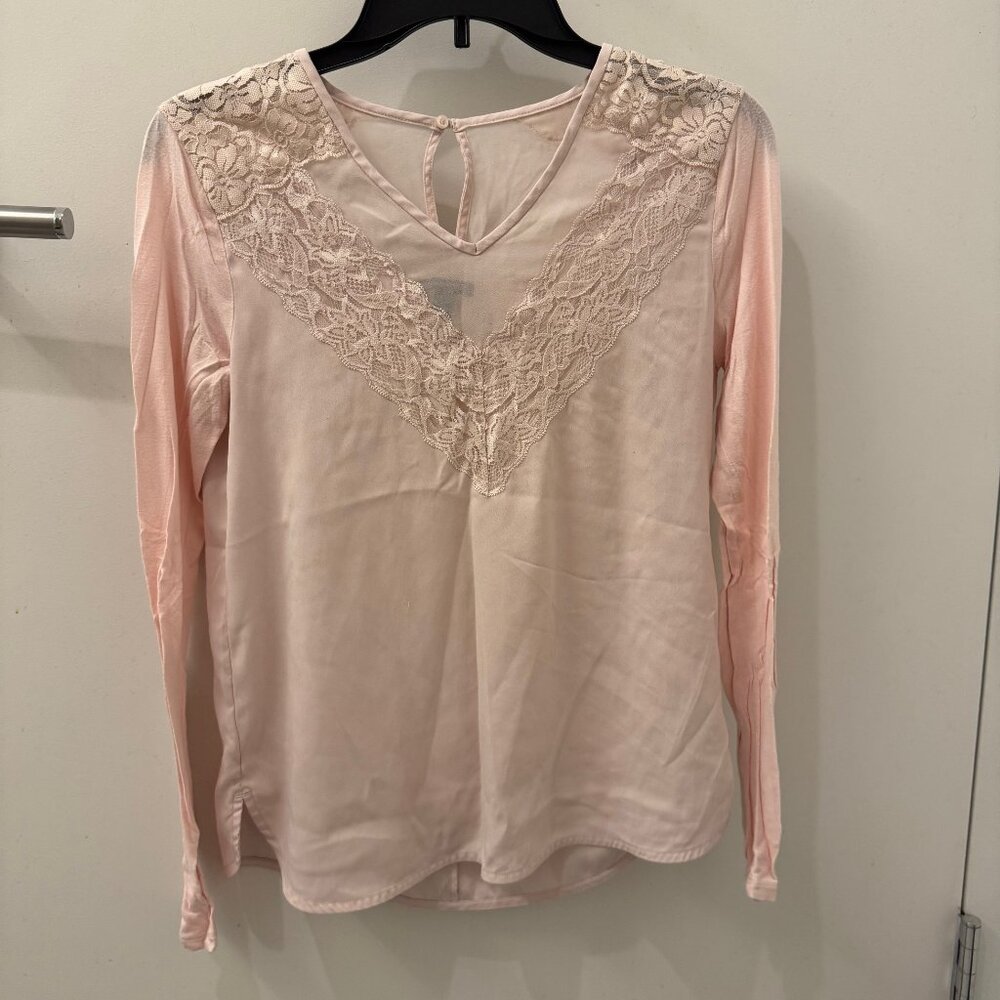 Ann Taylor Pink Lace Trim Blouse | Size XS | Long Sleeve | Elegant & Feminine